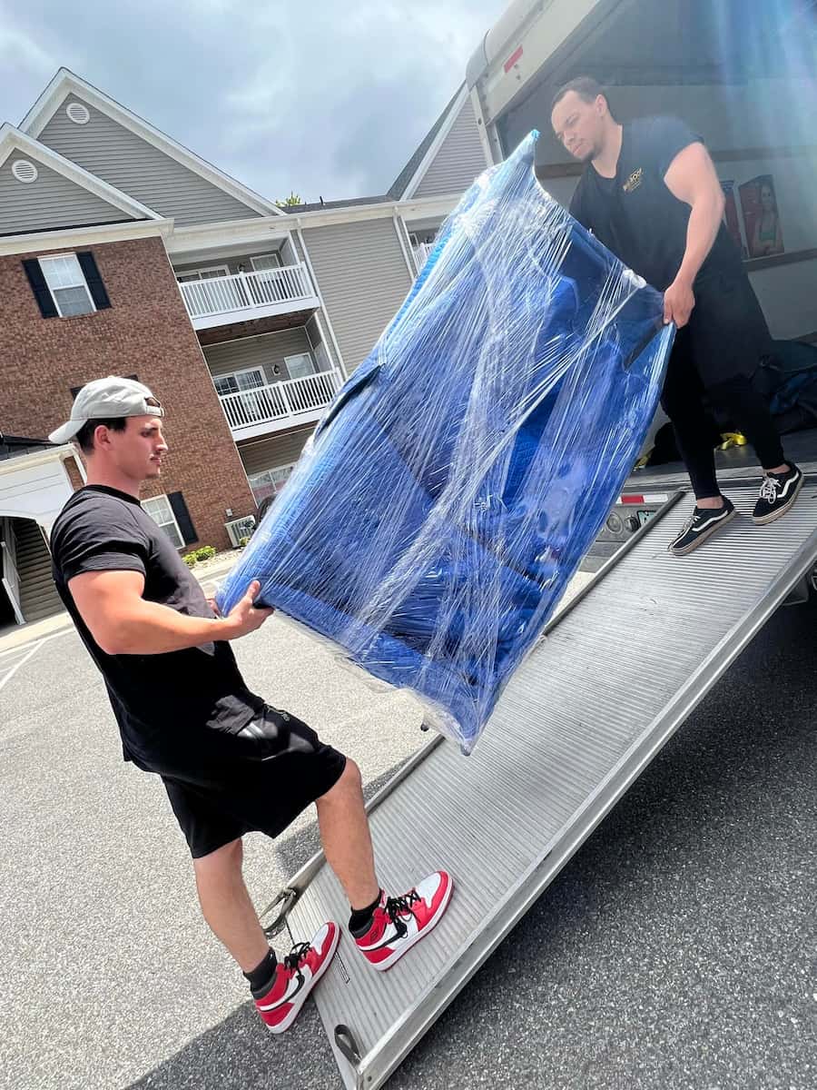 Junk Hauling Services Big Body Movers LLC Junk removal Cleanouts